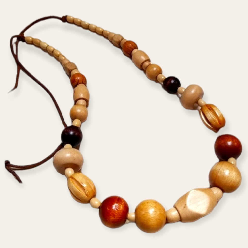 Vintage 1970s Natural Wood Bead Suede Boho Necklace